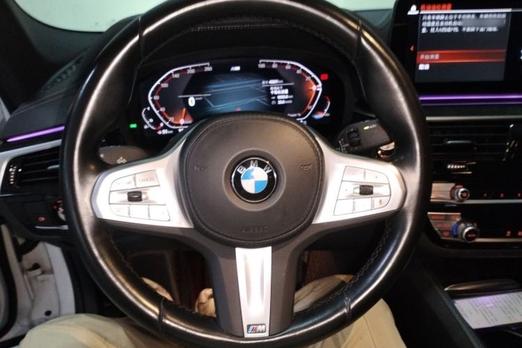 Used BMW 5 Series 2022 Second Facelift 525Li M Sport Package