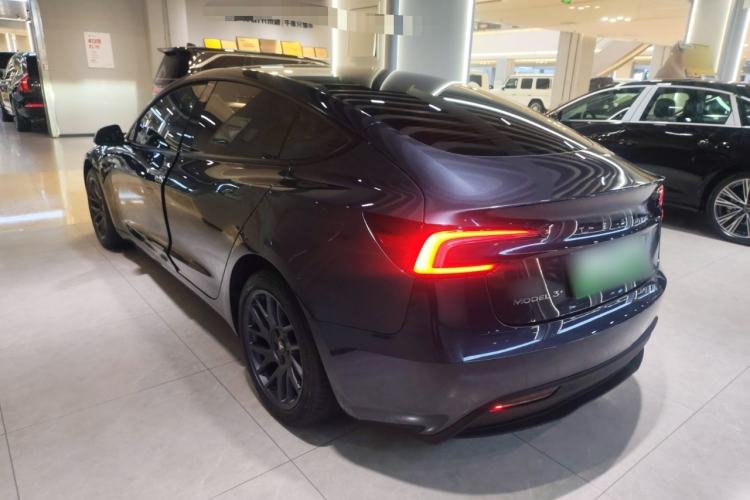 Used Tesla Model 3 2023 Long-Range All-Wheel-Drive Version
