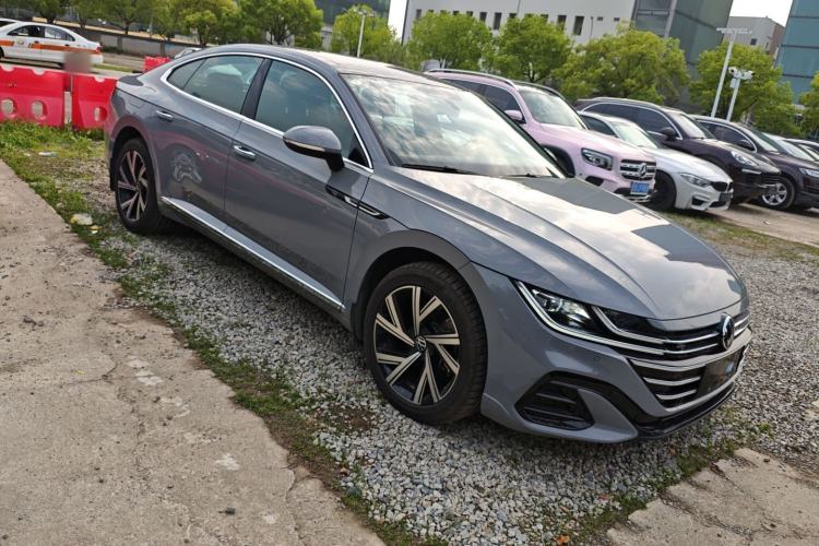 Used Volkswagen FAW-Volkswagen CC 2025 Model, Facelifted, 330TSI, Glamorous—Shared Edition Front Right 45 Deg