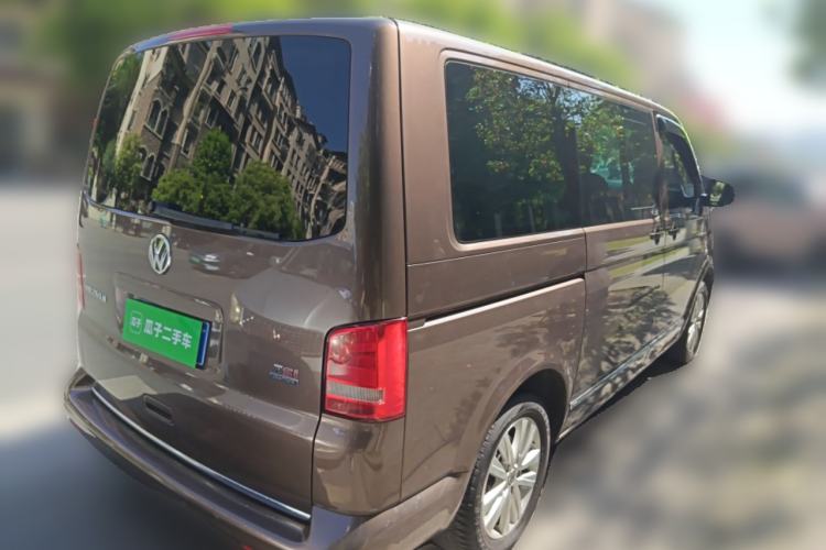 Used Volkswagen Multivan 2012 2.0 TSI Four-Wheel Drive Deluxe Edition Rear Right 45 Deg