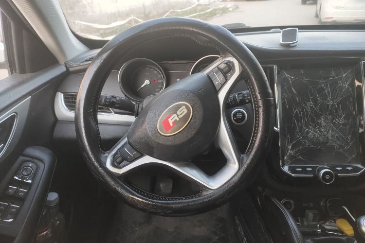 Used Zotye SR7 2016 1.5T Manual Cube Heart Edition China V Standard
