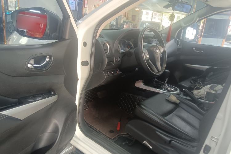 Used Nissan Terra 2020 2.5L XL Upper Automatic Two-Wheel Drive Luxury Edition
