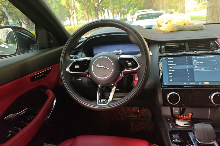 Used Jaguar E-PACE 2024 All-New R-DYNAMIC S Sport Edition Steering Wheel