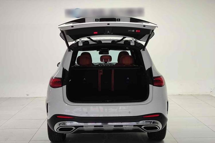 Used Mercedes-Benz GLC 2023 Facelift GLC 260 L 4MATIC Luxury Version 5 Seats