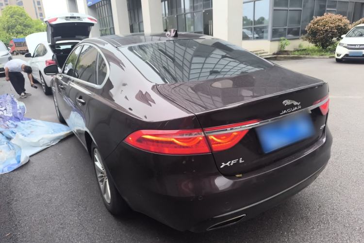 Used Jaguar XFL 2020 XFL 2.0T P200 Two-Wheel-Drive Windflower Edition Rear Left 45 Deg