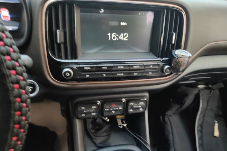 Used AION Trumpchi GE3 2018 530 Internet Enjoyment Version Audio And AC Panel