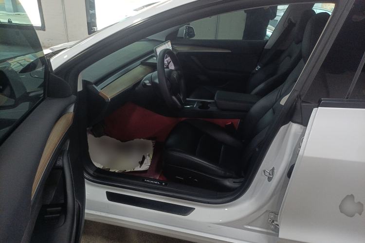 Used Tesla Model 3 2022 Rear-Wheel-Drive Version Left Front Seat