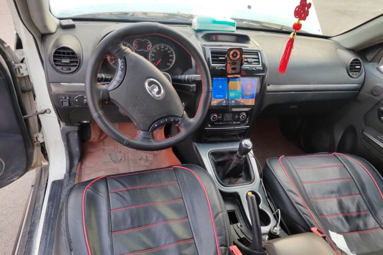 Used Haval H5 Classic 2013 ZhiZun Edition 2.0T Manual Two-Wheel Drive Elite Model