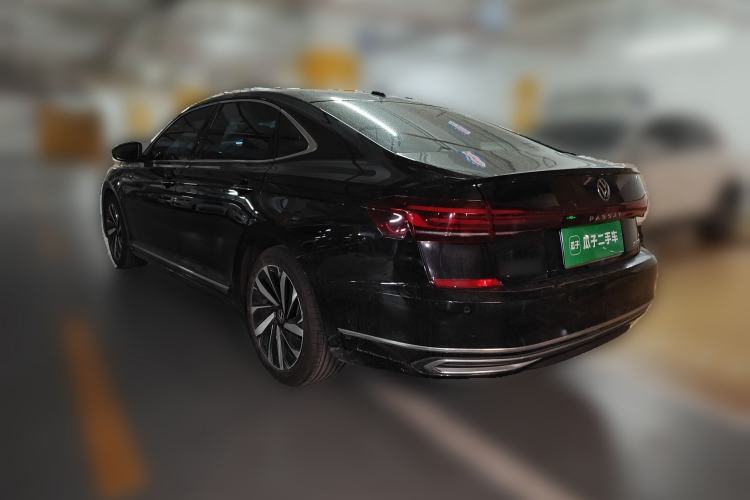 Used Volkswagen Passat 2022 330TSI Starry Luxury Edition