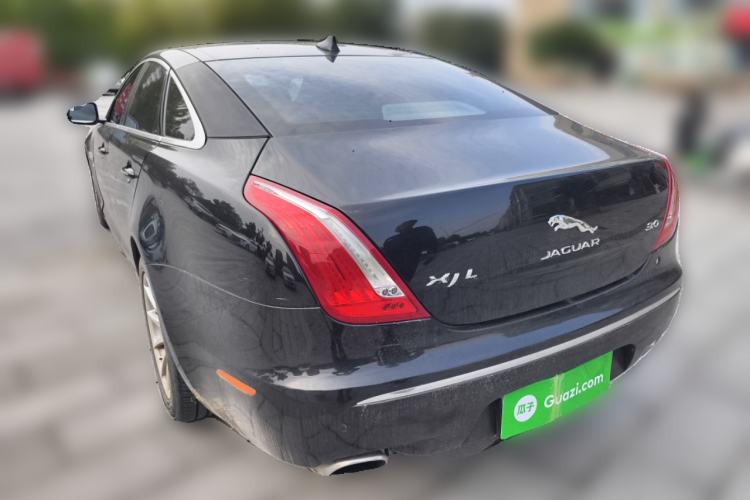 Used Jaguar XJ 2015 XJL 3.0 SC Two-Wheel-Drive Panoramic Business Edition
