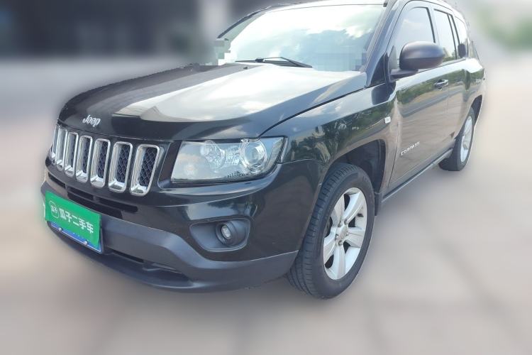 Used Jeep Compass 2014 2.0L two-wheel drive sport version