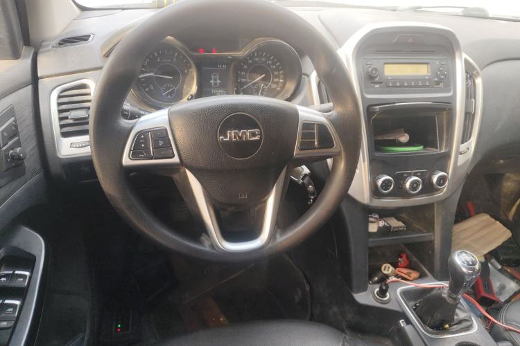 Used JMC Baodian 2020 2.5T Diesel Two-Wheel Drive Comfort Edition Long Wheelbase JX4D25A6L
