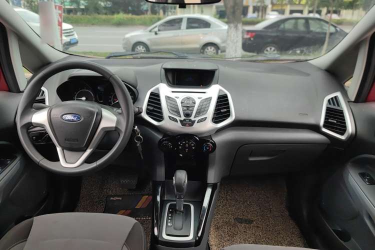 Used Ford EcoSport 2013 1.5L Automatic Fashion Model