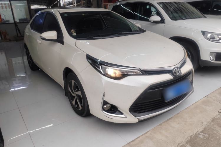 Used Toyota Levin 2017 Revised 185T CVT Elite Edition China V Standard Front Right 45 Deg