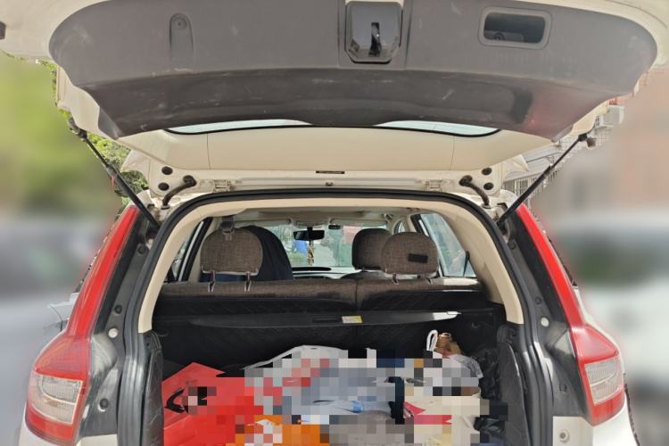 Used Geely Auto Vision X6 2016 1.8L Manual Luxury Model
