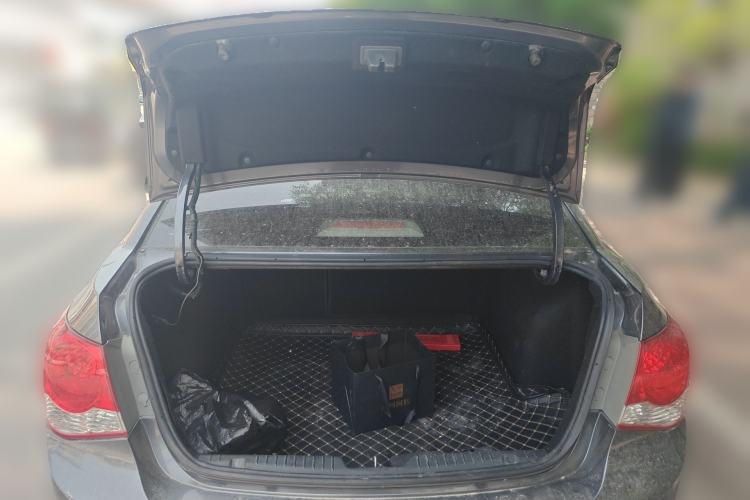 Used Chevrolet Cruze 2013 1.6L SE MT
