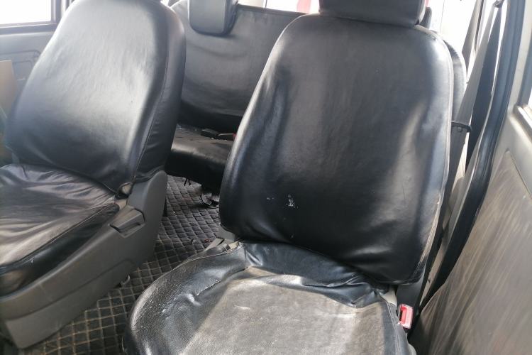 Used Wuling Zhengcheng 2015 1.5L Comfort L3C Left Rear Seat