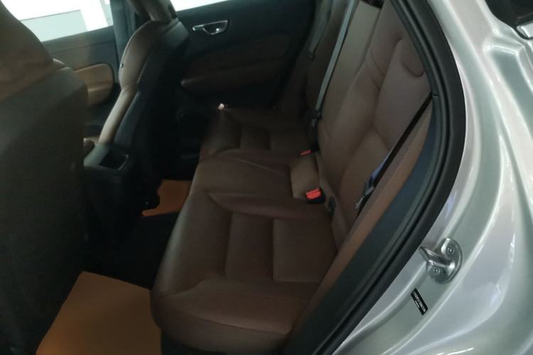 Used Volvo XC60 2025 B5 Four-Wheel Drive Smart & Advanced Luxury Edition