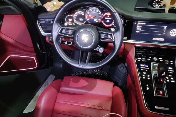 Used Porsche Panamera 2022 Panamera 4 Executive Long Wheelbase 2.9T Steering Wheel