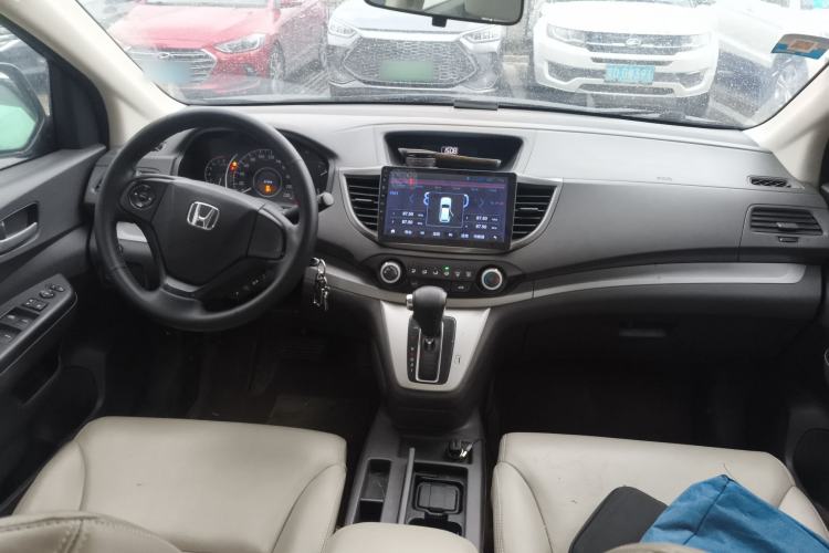 Used Honda CR-V 2012 2.0L two-wheel drive urban version