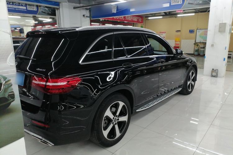 Used Mercedes-Benz GLC 2018 GLC 260 4MATIC Luxury Model