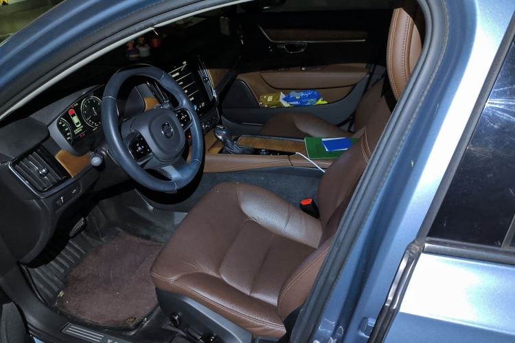 Used Volvo S90 2020 T5 Zhiyi Luxury Edition
