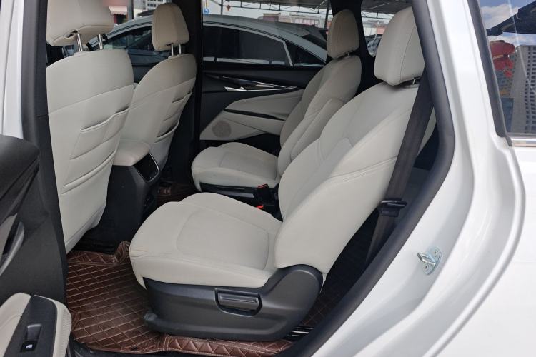 Used SAIC MAXUS Dajia 5 2022 430 km Elite Version 7-Seater