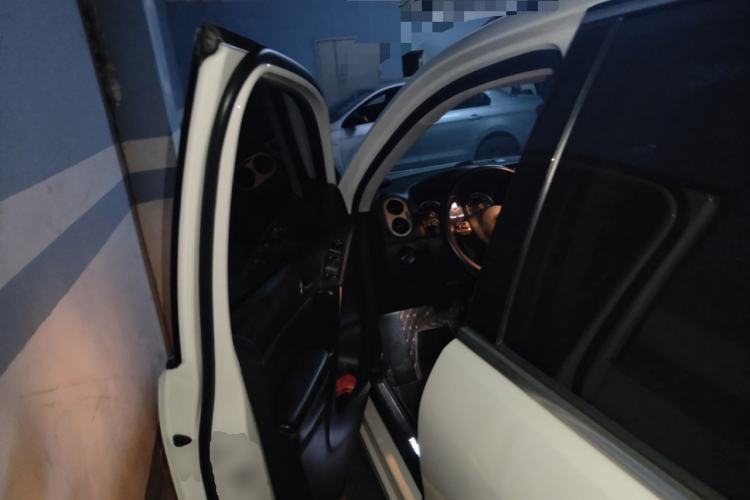 Used Volkswagen Tiguan 2016 300TSI Automatic Two-Wheel Drive Luxury Edition Driver Seat