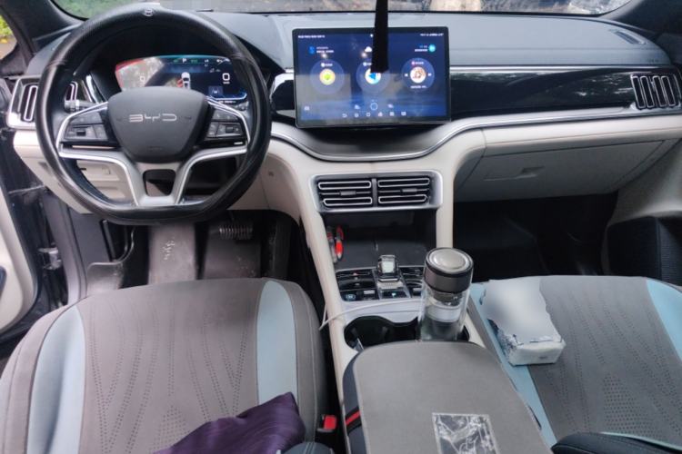 Used BYD Song PLUS New Energy 2024 HONOR Edition DM-i 110km Flagship PLUS
