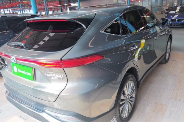 Used Toyota Harrier 2022 Dual-Engine 2.5L CVT Four-Wheel Drive Flagship Edition