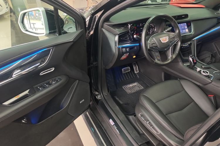 Used Cadillac XT5 2022 2.0T Two-Wheel Drive Luxury Version Driver Seat