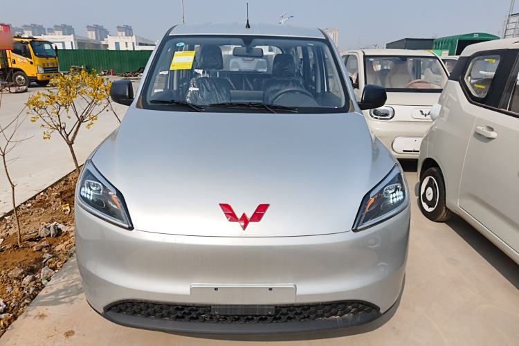 Used Wuling Hongguang New Energy 2024 All-Electric Model 300KM Standard Version
