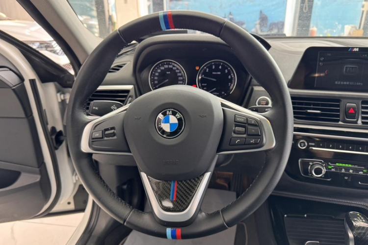 Used BMW 1 Series 2018 118i Sport Edition Steering Wheel