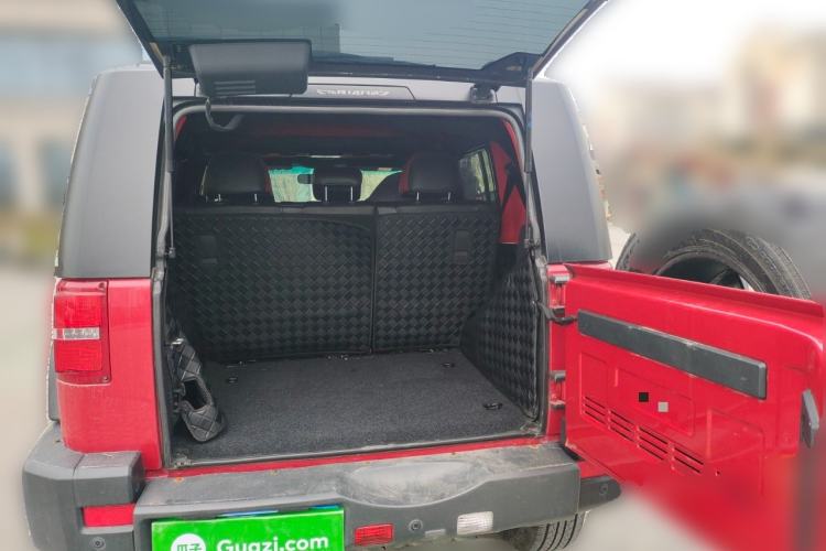 Used BAIC Off-Road BJ40 2017 40L 2.3T Automatic All-Wheel Drive Ring of the Tower Champion Edition
