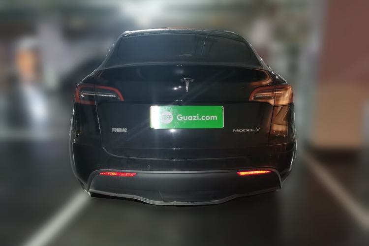 Used Tesla Model Y 2023 Rear-Wheel-Drive Version
