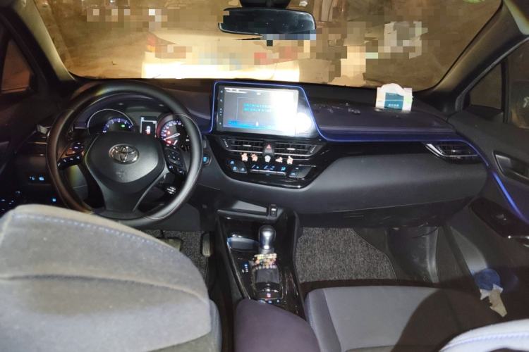 Used Toyota C-HR 2018 2.0L Leading Edition China V-standard
