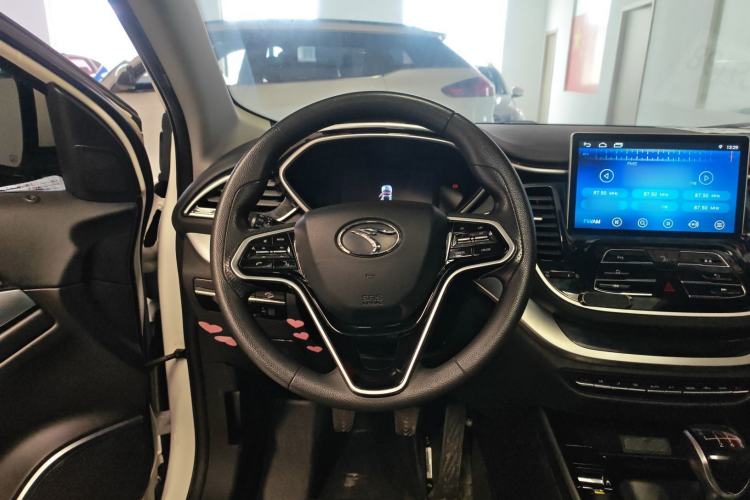 Used Soueast DX7 2018 Prime 1.5T Manual Smart Connect Starry Edition China V Standard Steering Wheel