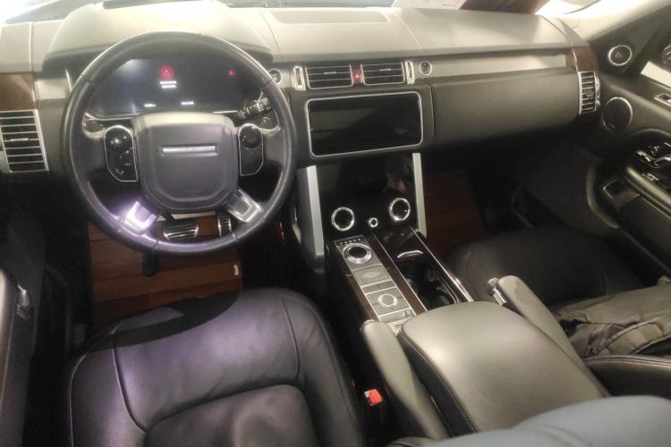 Used Land Rover Range 2020 3.0 L6 Long-Wheelbase Legacy Center Console