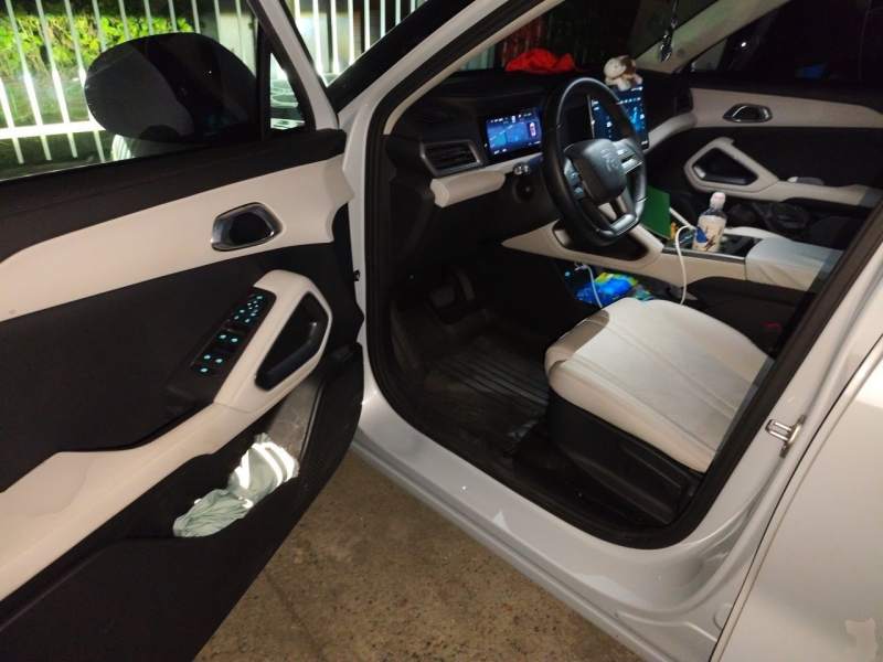 Used BYD Yuan UP 2025 Intelligent Driving Version 401 KM Dynamic Edition — 17
