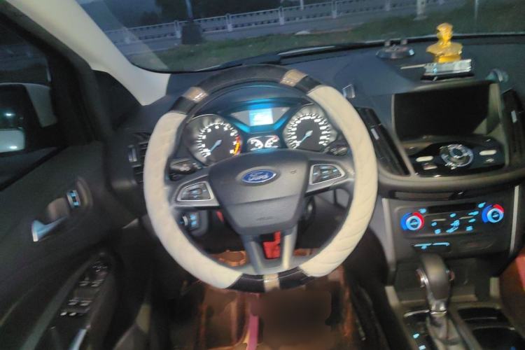 Used Ford Kuga 2018 EcoBoost 180 Two-Wheel-Drive Elite Trim
