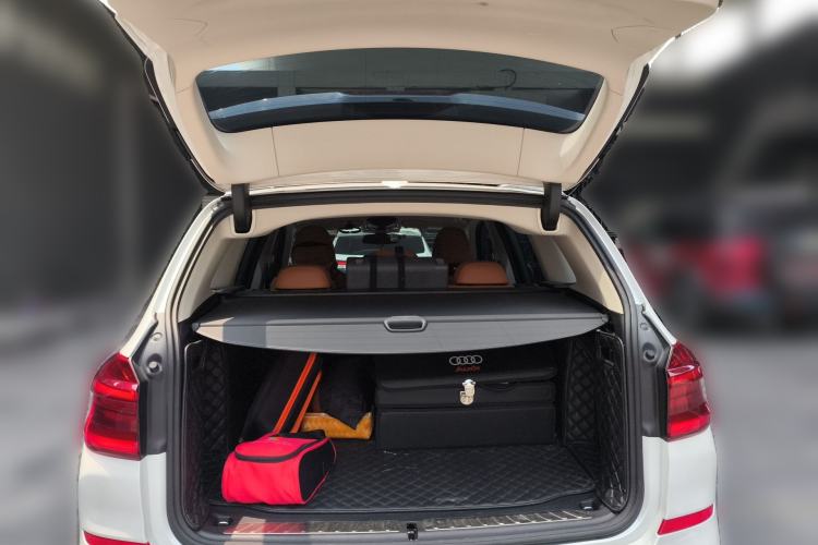 Used BMW X3 2018 xDrive28i M Sport Package China VI Trunk