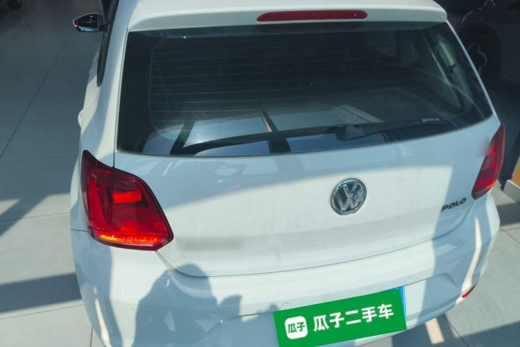 Used Volkswagen Polo 2016 1.4L Manual Fashion Model