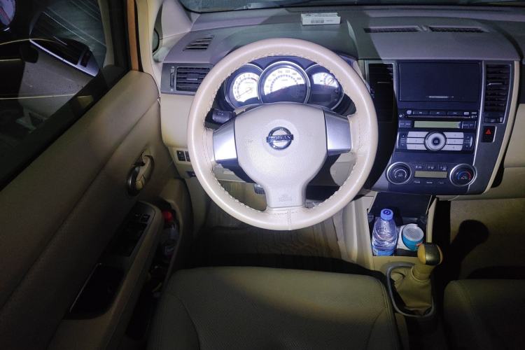 Used Nissan Tiida 2008 1.6L Manual Smart Version