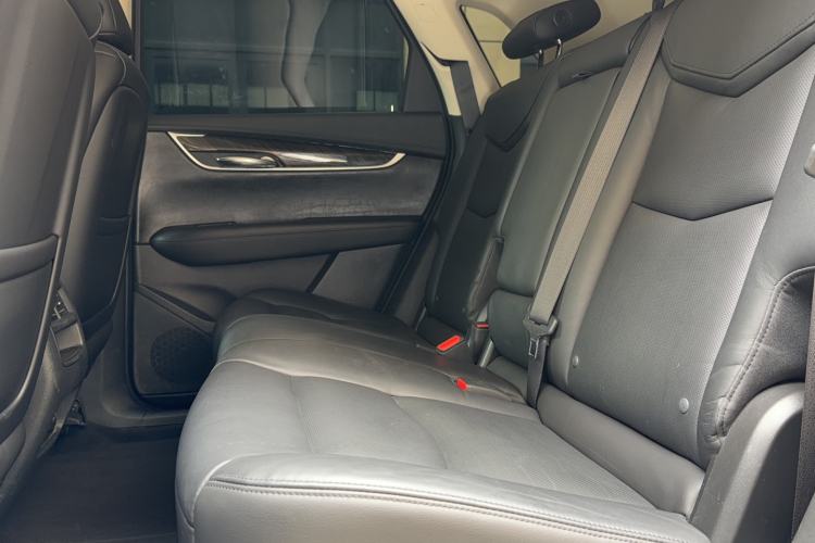 Used Cadillac XT5 2018 25T Luxury Model