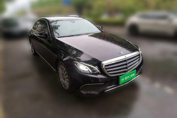 Used Mercedes-Benz E-Class 2020 E 300 L Luxury Model Front Right 45 Deg