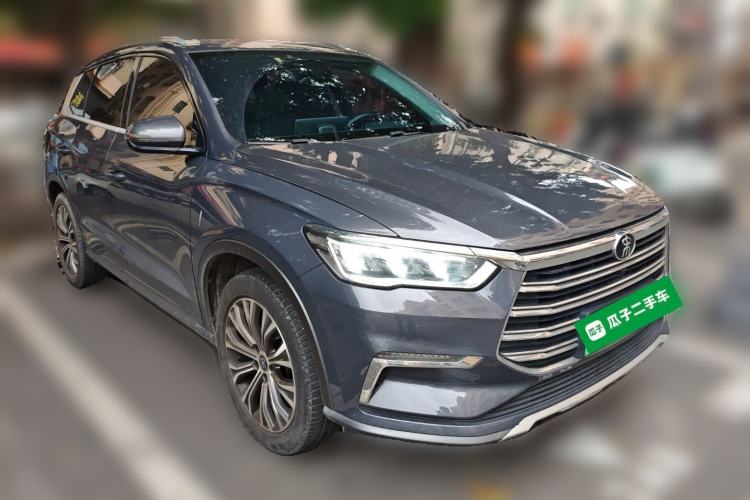 Used BYD Song Pro New Energy 2019 DM 1.5T Four-Wheel Drive Performance Edition Deluxe Model Front Right 45 Deg