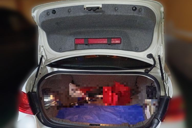 Used BMW 3 Series 2011 325i Luxury Edition Trunk