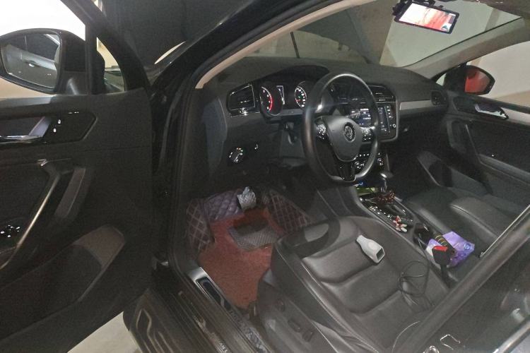 Used Volkswagen Tiguan L 2018 330TSI Automatic Two-Wheel Drive Luxury Edition