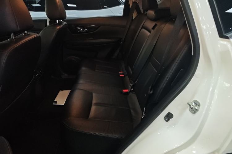 Used Nissan X-Trail 2019 2.5L CVT Smart Connect Luxury Edition 4WD
