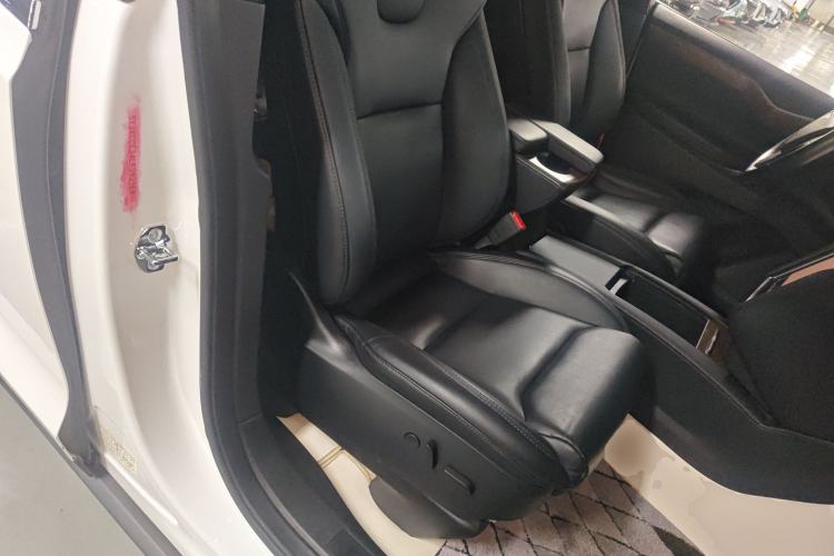 Used Tesla Model X 2019 Long-Range Version
